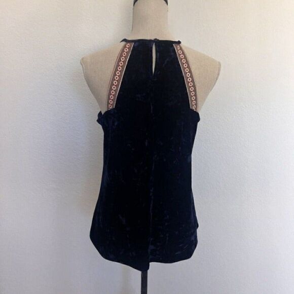 THML Anthropologie Womens Sleeveless Blue Crushed Velvet Embroidered Trim Top SM - Picture 3 of 10